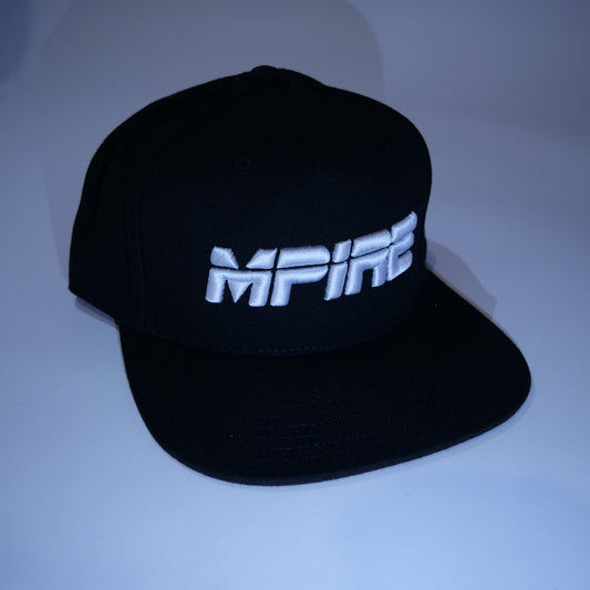 Black/White Snapback Cap